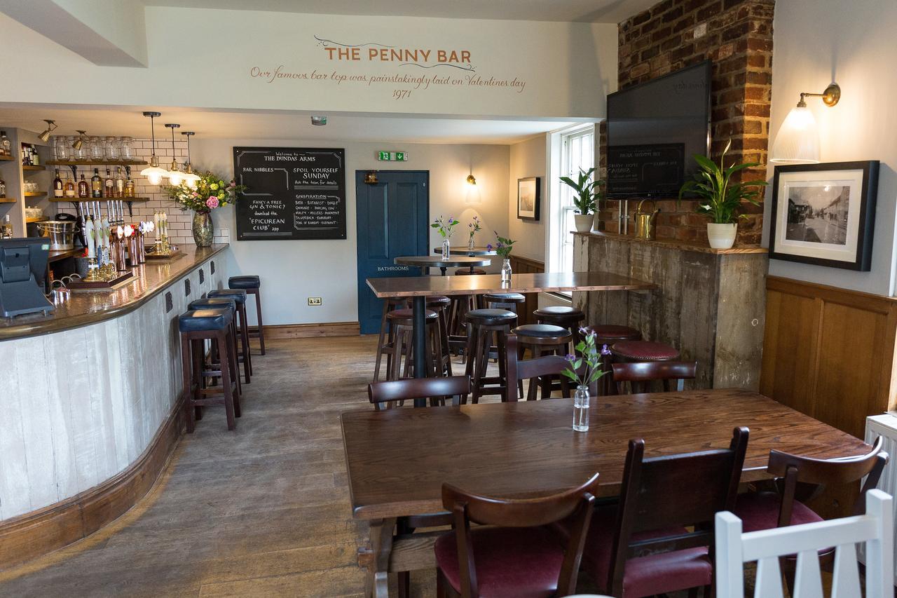 The Dundas Arms Kintbury Exterior foto